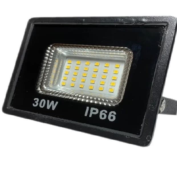Refletor Holofote 30w Smd Branco Quente Bivolt Prova D'agua