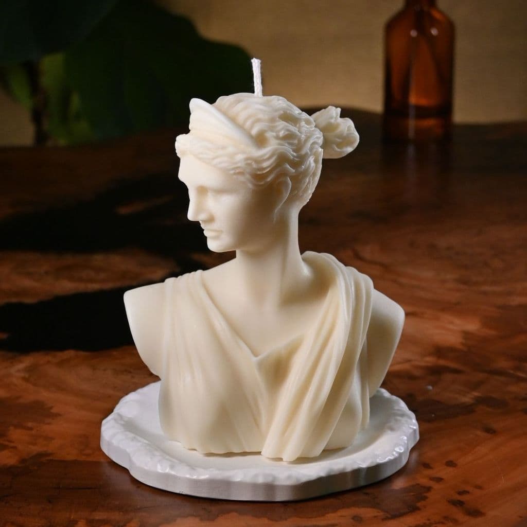 Vela Decorativa Escultura Artemis em Cera de Coco Artesanal