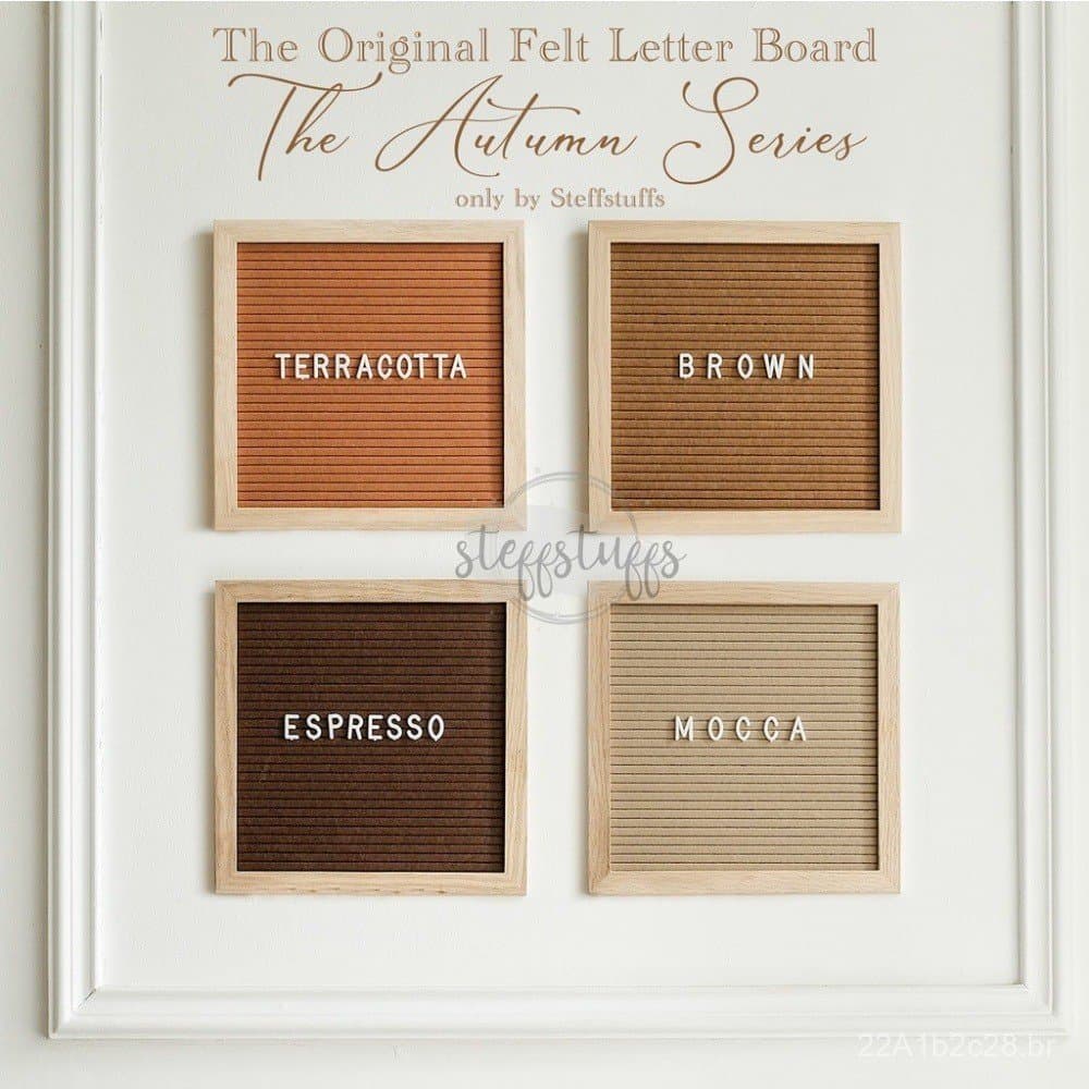 Quadro de mensagens em feltro 10*10 com moldura para fotos, suporte de plástico e letras incluídas.