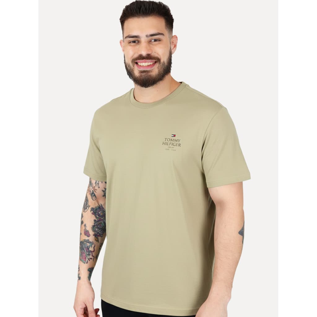 Camiseta Tommy Hilfiger Original Masculina Stack Brand Love Cáqui