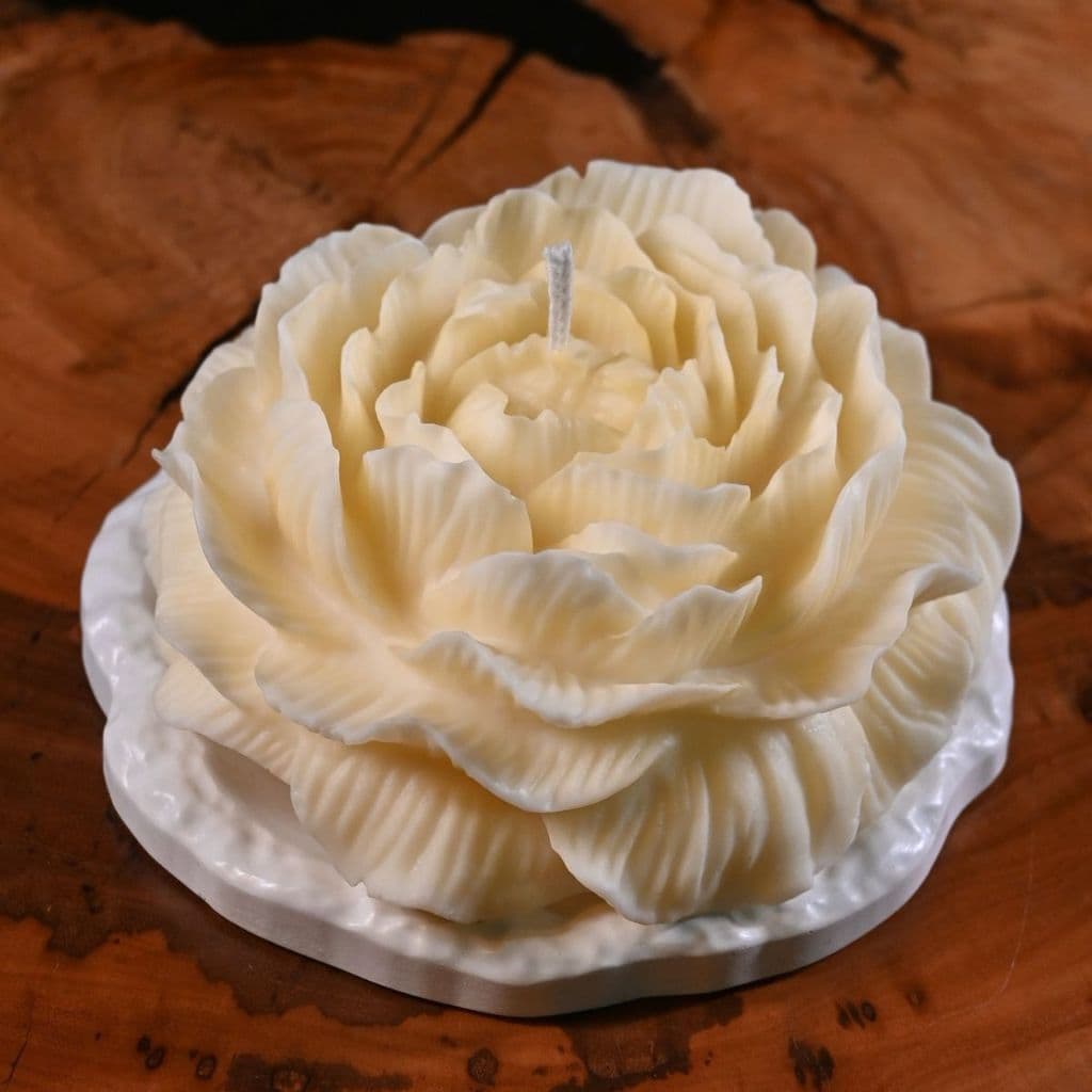 Vela Decorativa Super Peônia em Cera de Coco Artesanal
