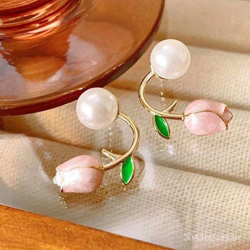 Brincos de pérola em formato de tulipa com design super elegante, brincos simples e exclusivos, brincos de alta qualidad