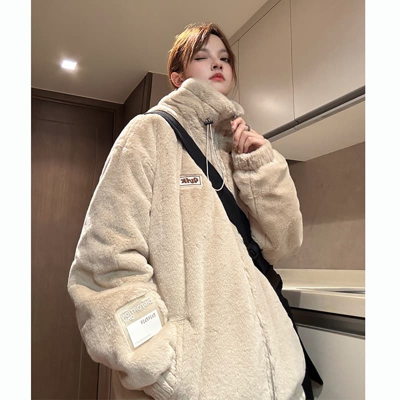Jaqueta acolchoada estilo masculino inverno 2024 novo estilo acolchoado jaqueta de lã espessada imitação de coelho jaque