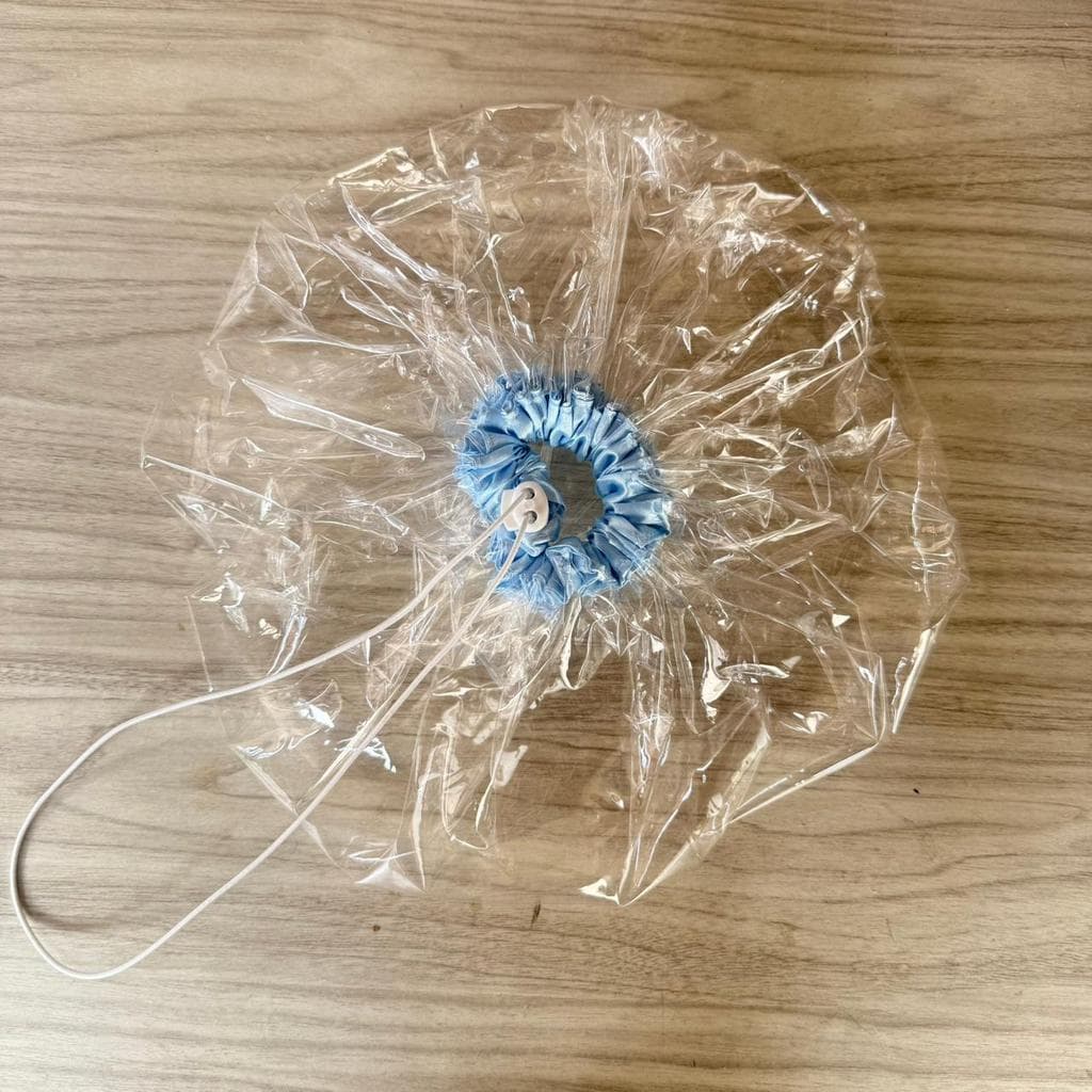 Touca Plástica cristal  de Banho Hidratação 2 em 1 com Regulagem