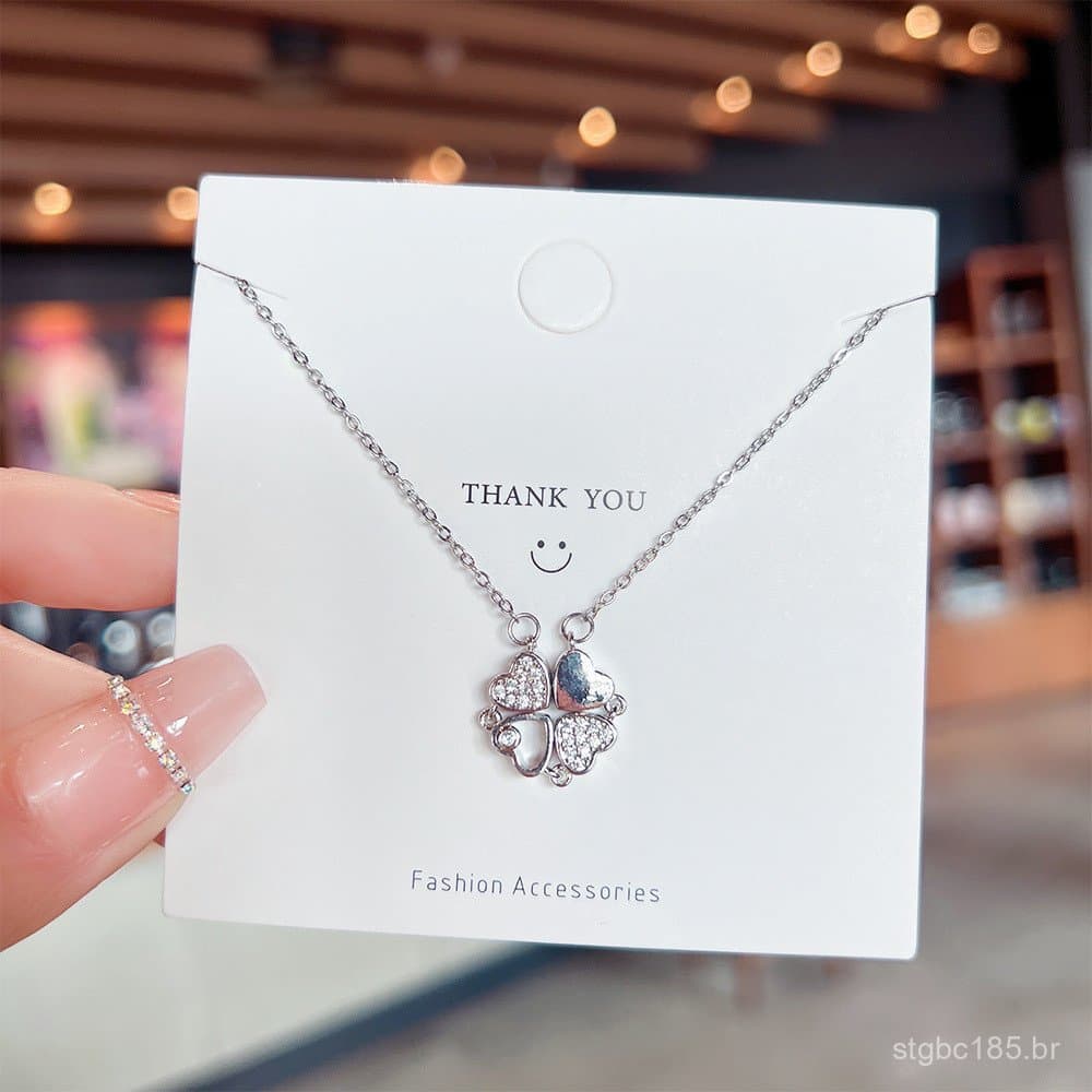 Colar Elegante e Luxuoso com Pingente de Quatro Folhas para Mulheres, Corrente de Clavícula Única em Forma de Coração Do