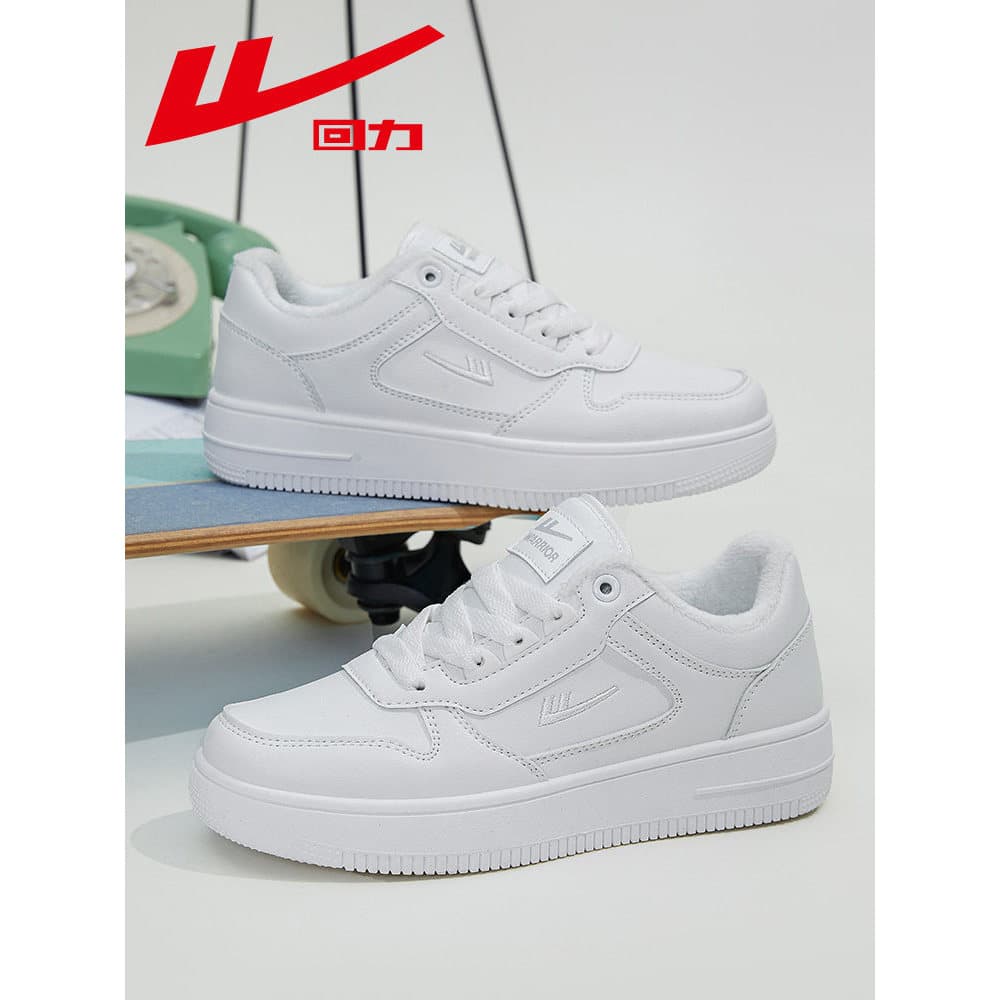 Puxar para trás sapatos masculinos de lã branca tênis quentes 2025 outono inverno novo estilo leve sola macia estudante