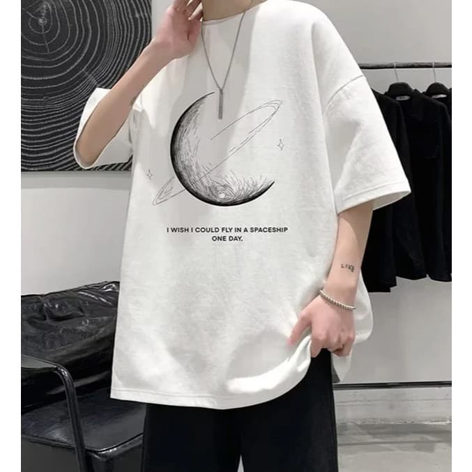 Camiseta Básica Flying Moon