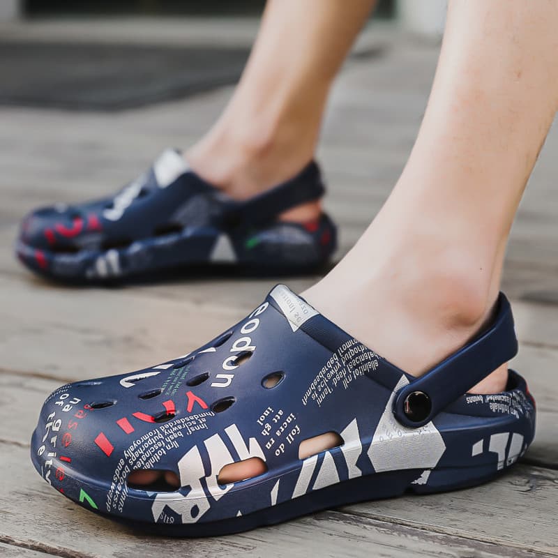 Seda passo 2026 novo estilo verão sandálias masculinas chinelos camuflagem Graffiti buraco sapatos moda tendência único