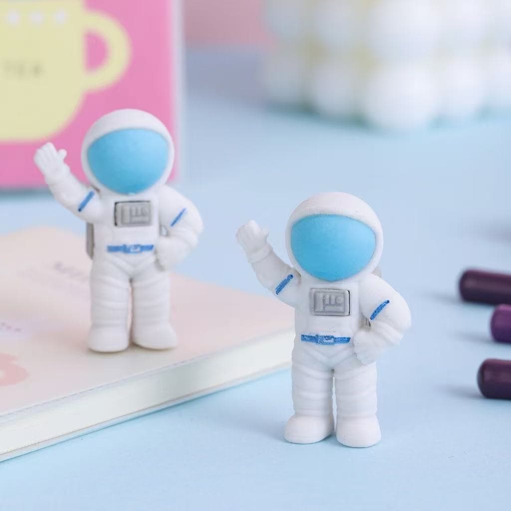 3 peças Novo Produto EspaçO Criativo Astronauta Em Forma De Apagador PrêMio De Papelaria Estudantil