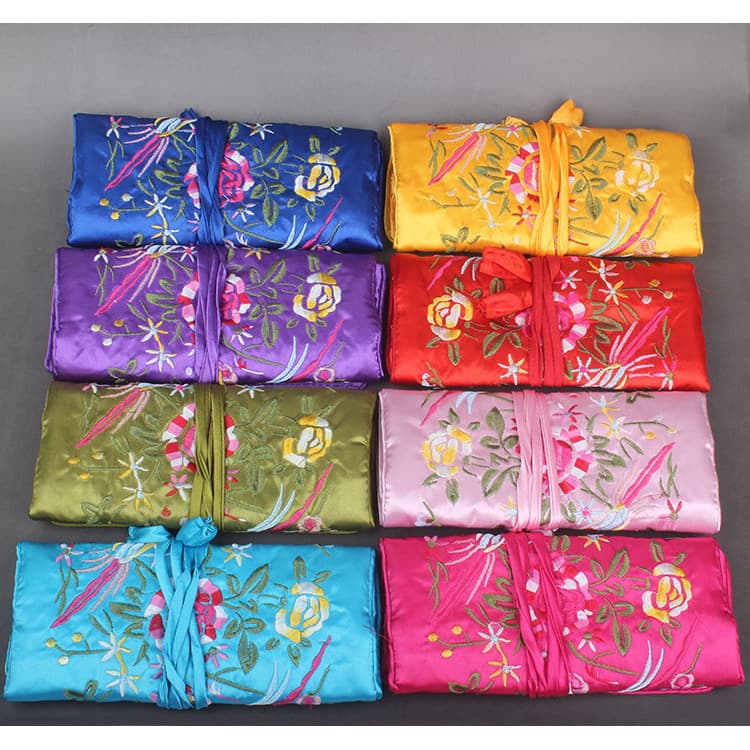 Estilo chinês seda bordado jóias rolo bordado portátil jóias anel saco de armazenamento carteira estilo chinês presentes