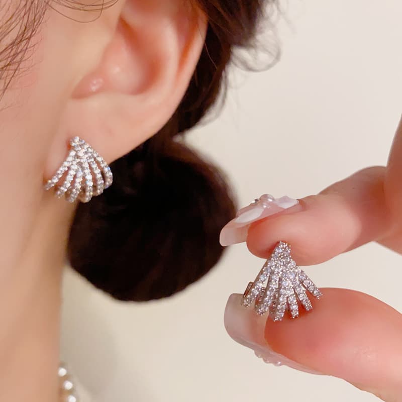 Brincos Redondos Com design De Zircônia , Versáteis De Alta Qualidade E Leves Da Moda