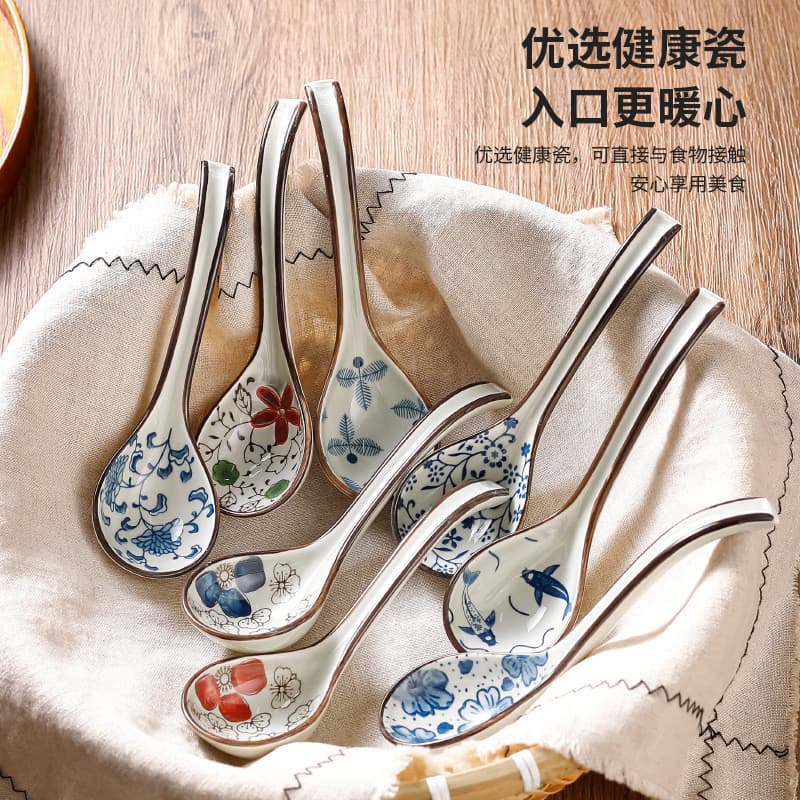 Novo criativo azul branco colher de cerâmica alça longa colher doméstica estilo japonês colher para beber RVTX