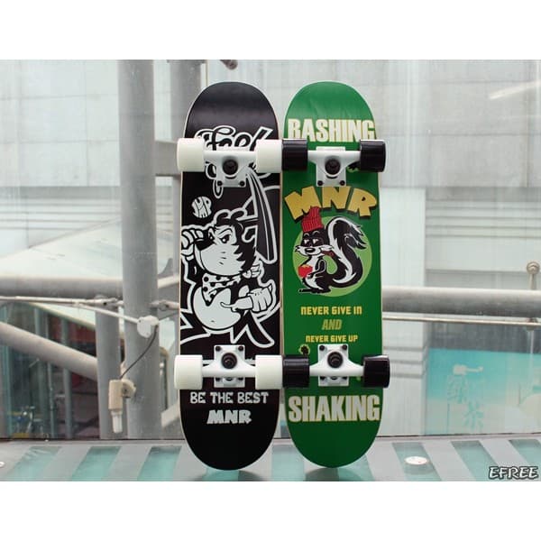 MINI ROAD (MNR) Esquilo Conjunto Profissional Pequeno Skate Adequado para Crianças 7.25