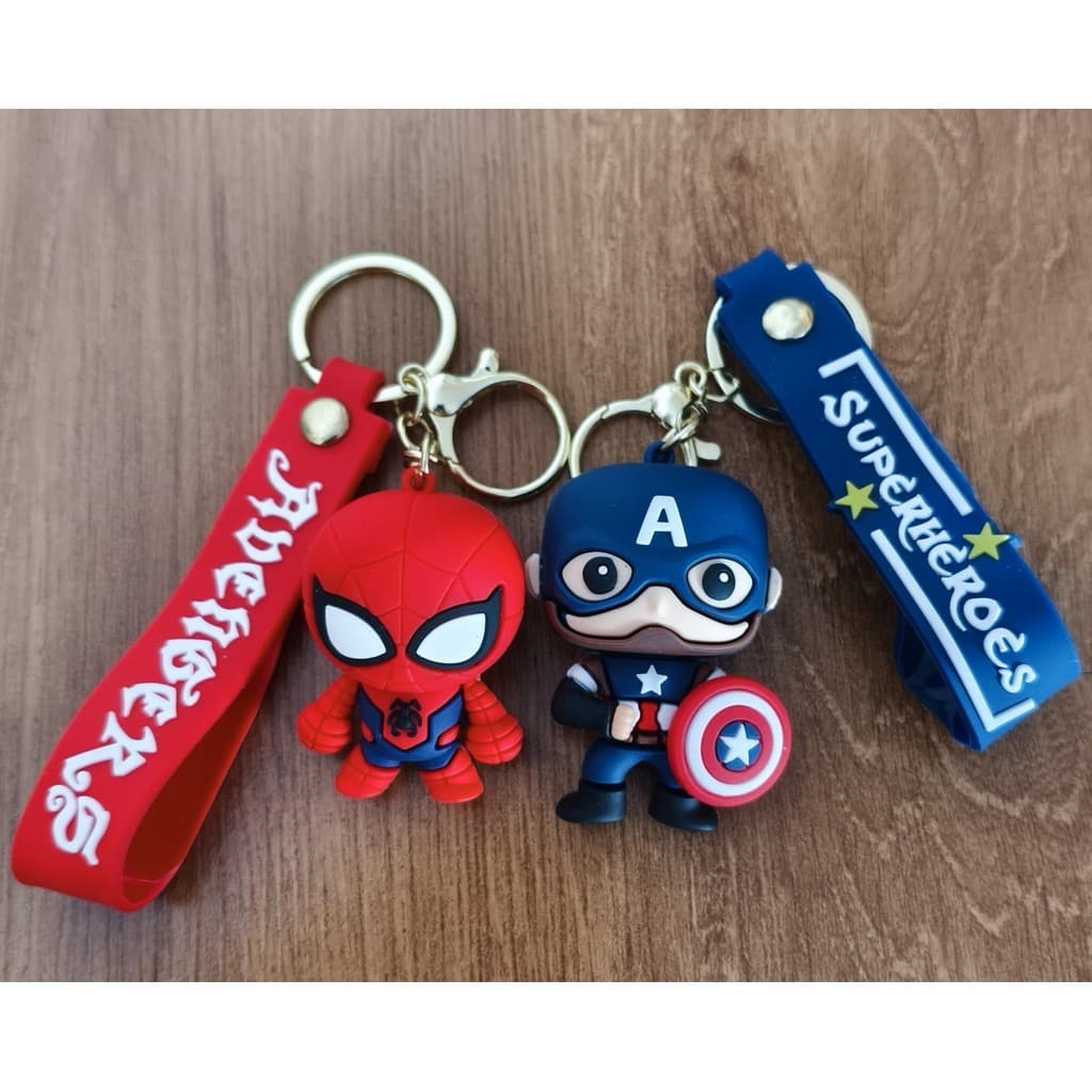 Chaveiro 3D Marvel Homem Aranha Capitão América Emborrachado Resistente Para Chaves Mochila