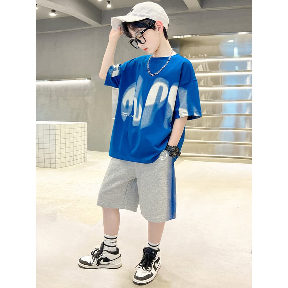 Meninos verão Casual terno 2026 verão novo estilo médio grande crianças de manga curta estilo verão bonito terno de duas