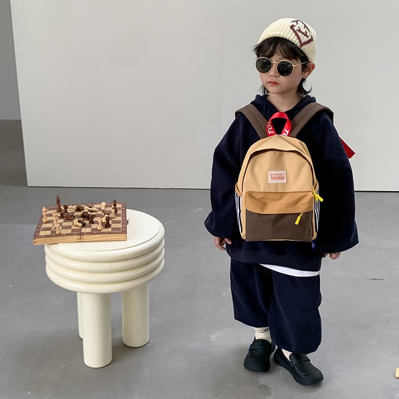 Nova cor luz jardim de infância pequena classe mochila entrada escola contraste cor Casual na moda legal menino mochila
