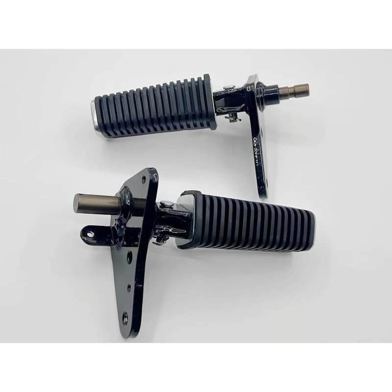 Adequado para American Prince GZ125HS GZ150-A/E Frente Esquerda Direita Pedal de Apoio para os Pés Pedal Dianteiro de Bo