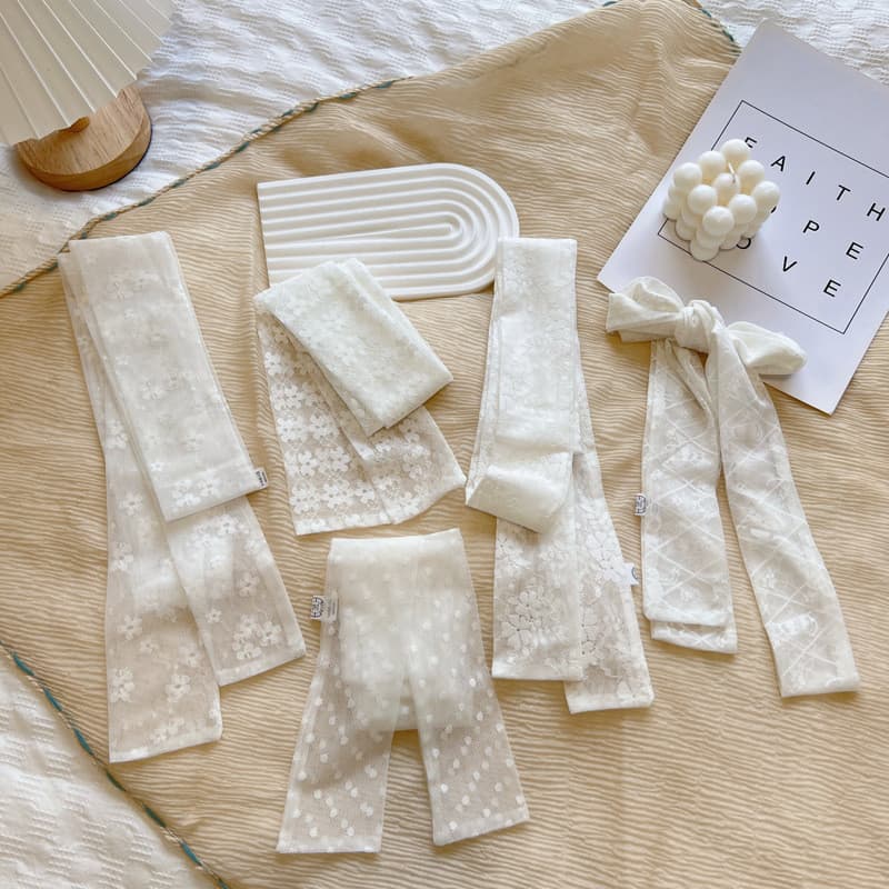 Retro fita de renda High-End cinto faixa de cabelo fita longa feminino lenço decorativo pequeno lenço de seda colar tran