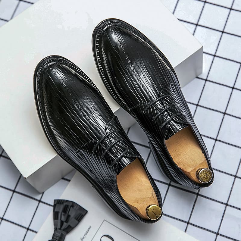 Terno sapatos de couro masculino juventude versão coreana estilo britânico na moda apontou negócios Formal Wear aumento