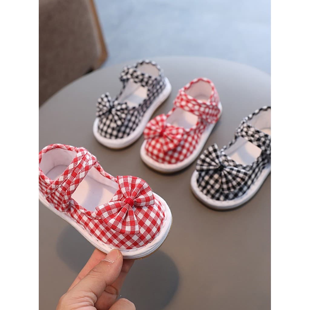2023 primavera novo estilo meninas sapatos de pano 1-3 anos de idade bebê menina sapatos de pano estilo primavera sapato