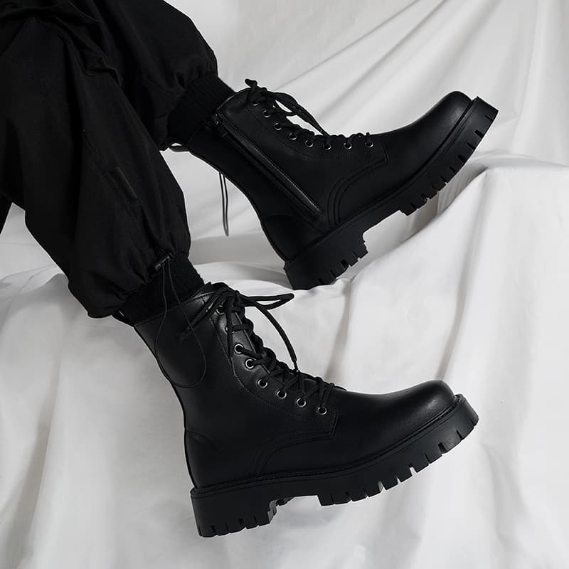 Estilo britânico ins preto Martin botas masculinas na moda outono novo estilo de couro genuíno ferramentas botas da moto