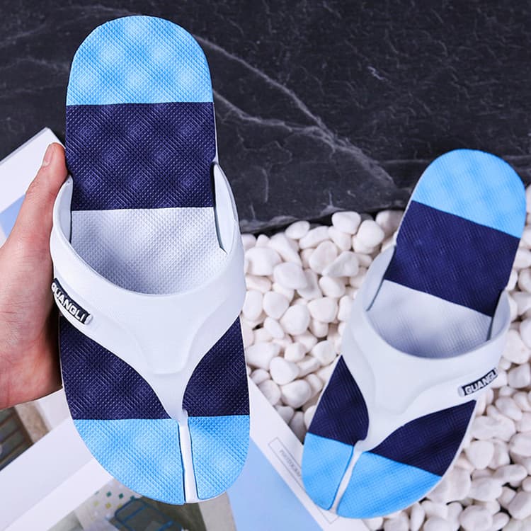 Chinelos masculinos verão versão coreana Flip-Flops homens sapatos de praia chinelos antiderrapantes homens na moda casa