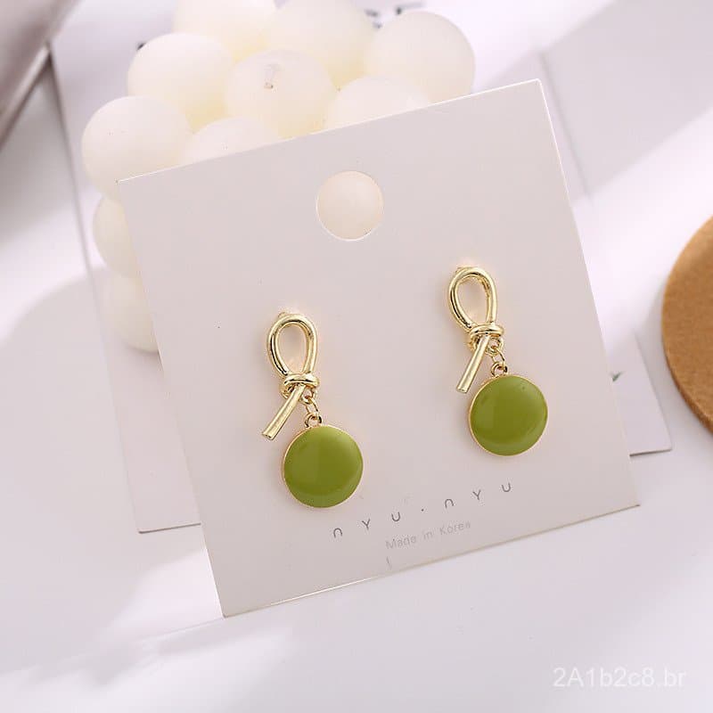 Brincos de prata S925 estilo coreano, elegantes e sofisticados, com nó de metal, cor verde abacate, para meninas, brinco