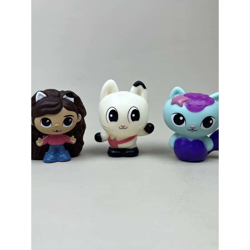 Bonito dos desenhos animados Spray de água brinquedos crianças água borracha macia banho brinquedos bonecas