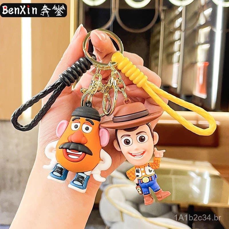 Chaveiro criativo com personagem de desenho animado do Toy Story, pingente de carro, acessório requintado para mochila d
