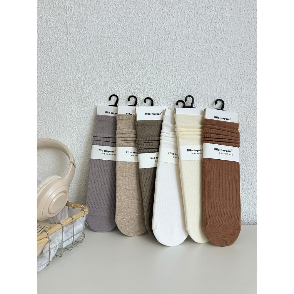 Primavera outono meias femininas tubo médio desossado costura pit Strip estilo japonês pit meias cor sólida preto branco