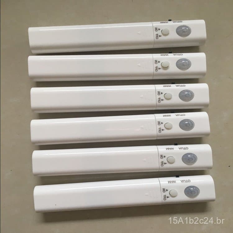 Caixa de bateria com sensor de movimento LED para corpo humano, interruptor com sensor de movimento para 4 pilhas AAA, c
