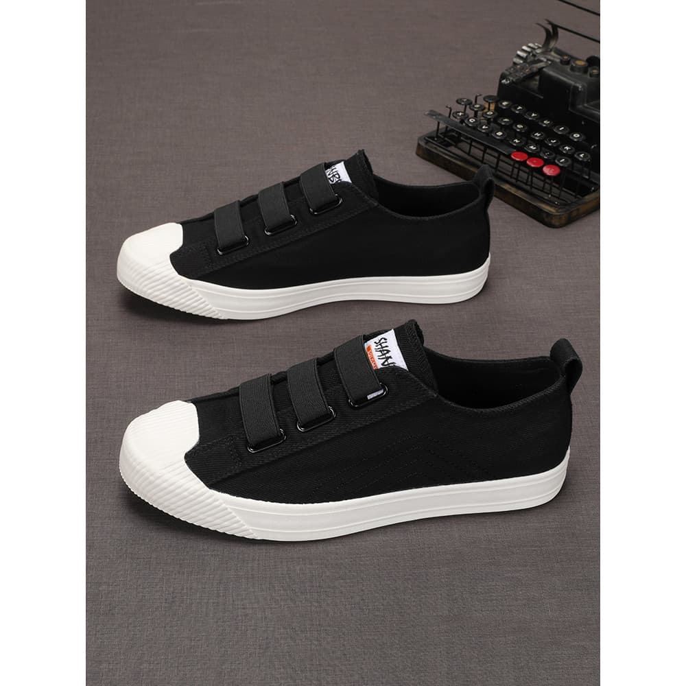 Sapatos de lona masculinos primavera outono novo estilo respirável All-Match deslizamento em sapatos masculinos de sola