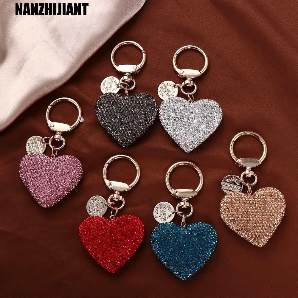NANZHIJIANT Amor Coração Chaveiro Metal Bolsa Feminina Charme Acessórios Para Carro Simples Mochila Pingente