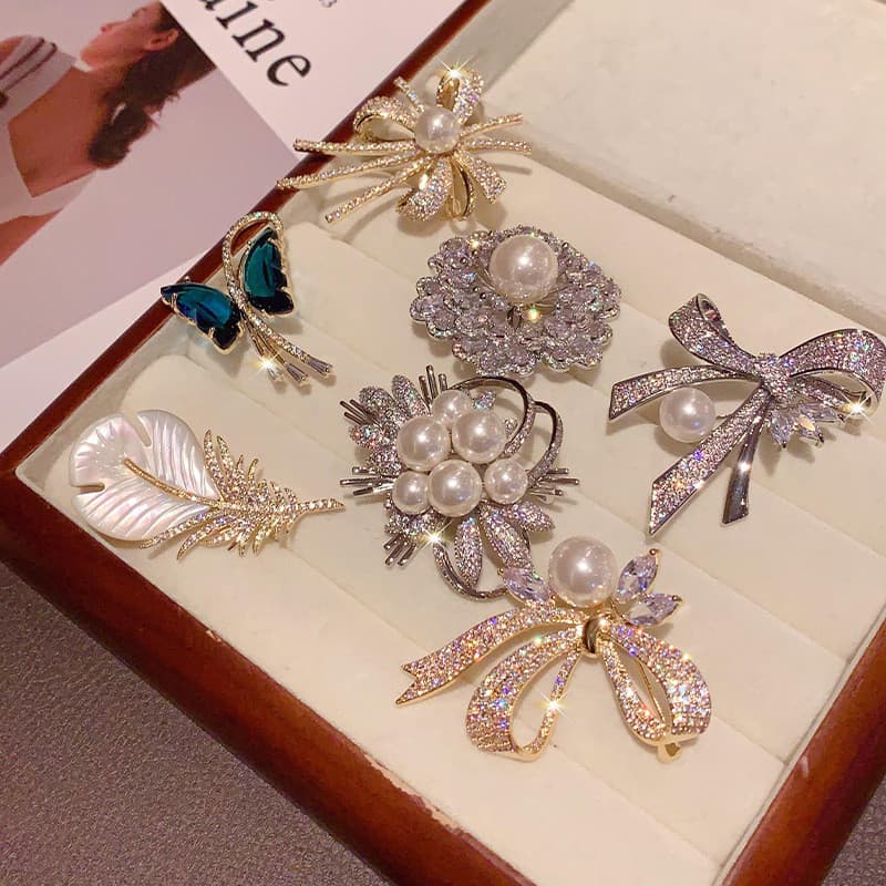 Broche elegante de luxo leve requintado piscando diamante pérola acessórios de Design Premium