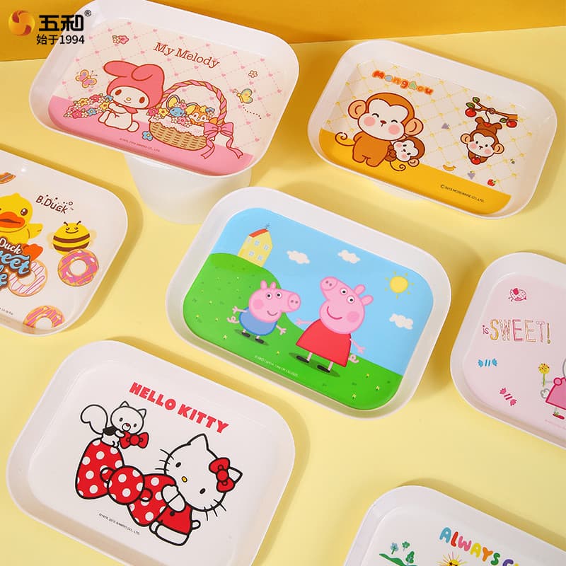 Wuhe Prato de jantar infantil sem compartimentos Prato de lanche fofo de desenho animado Talheres para bebês Cadeira de