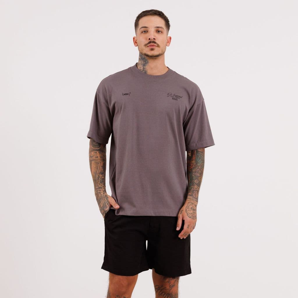 Camiseta Box Infinite Journeys Go Beyond Oversized