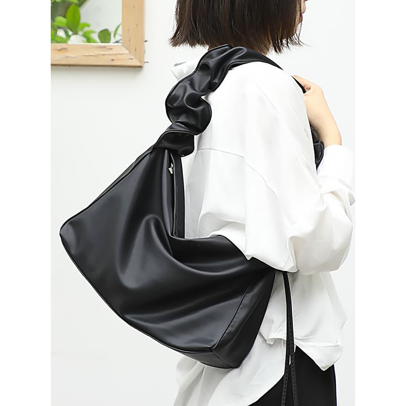 Versão coreana na moda cordão plissado alça de ombro saco do mensageiro de couro macio saco do mensageiro ins influencia