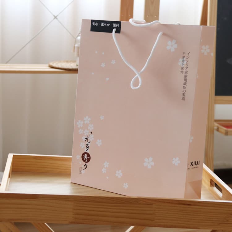 Novo produto sacola de presente de feriado requintado simples saco de embalagem saco de papel saco de presente sacola