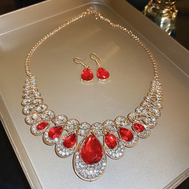Conjunto De 3 Peças De Brincos E Colar Incrustados De Diamantes Vermelhos Da Sorte Auspiciosos De Ano Novo Para Mulheres
