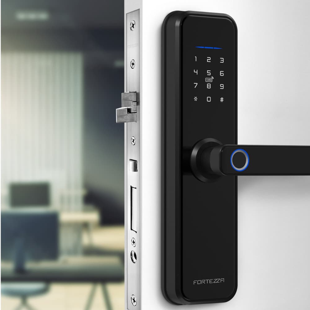 Fechadura Digital Fortezza FZE01BK Zigbee Biométrica  Senha Cartão