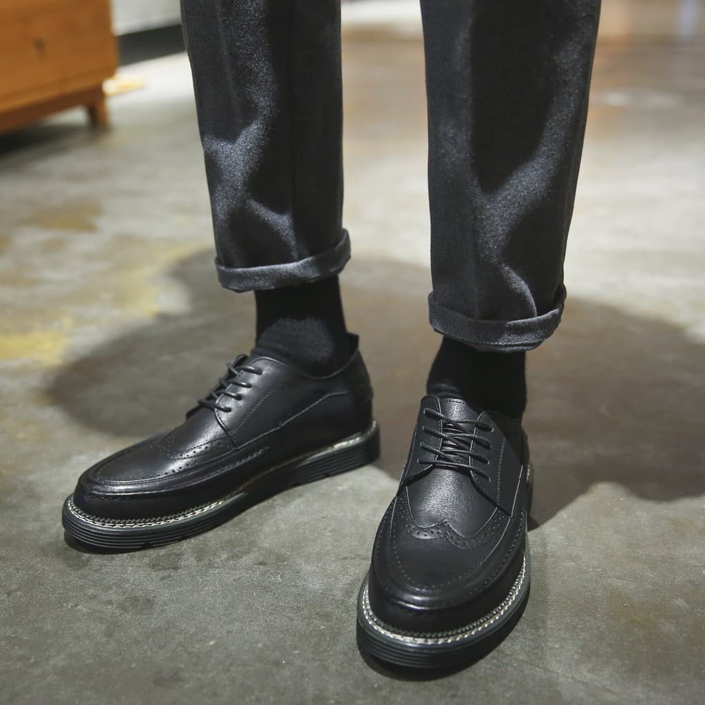 Primavera Brock sapatos de couro masculino versão coreana na moda All-Match negócios Formal sapatos casuais preto britân