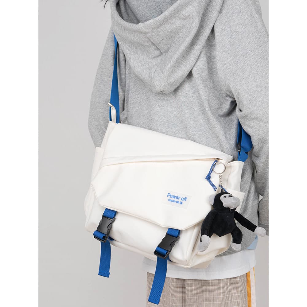 Aigu Diagonal Bag Street Wear ins Tooling Style Japonês Casual Masculino Bolsa de Grande Capacidade Bolsa Mensageiro de