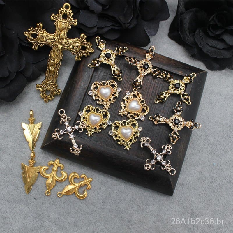 Materiais para joias DIY estilo Lolita com diamantes, acessórios de colar Lolita com cruz de liga de duplo anel e coraçã