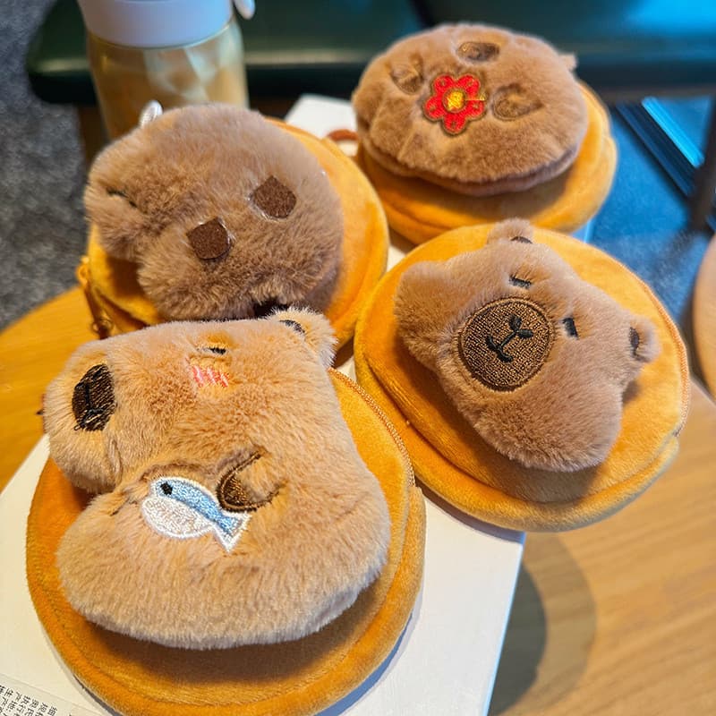 Nova Kapibara bolsa de moedas de pelúcia capivara saco pingente saco de armazenamento fone de ouvido masculino feminino