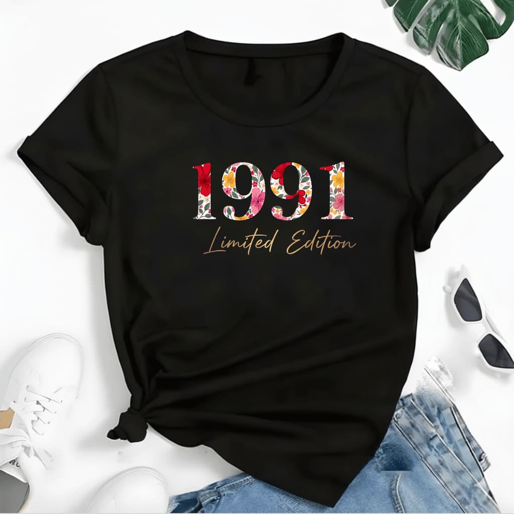 Camiseta Feminina Anos 90 Estampa Floral – Limited Edition Nostalgia Aniversário Presente Retrô