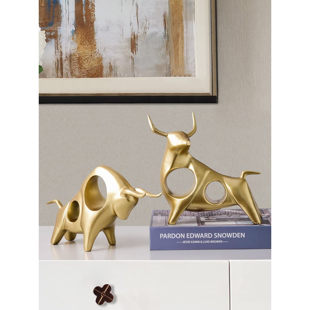 Luz criativa estilo de luxo decorações para casa Bullish subindo entrada sorte ornamentos armário vinho Desktop Taurus m