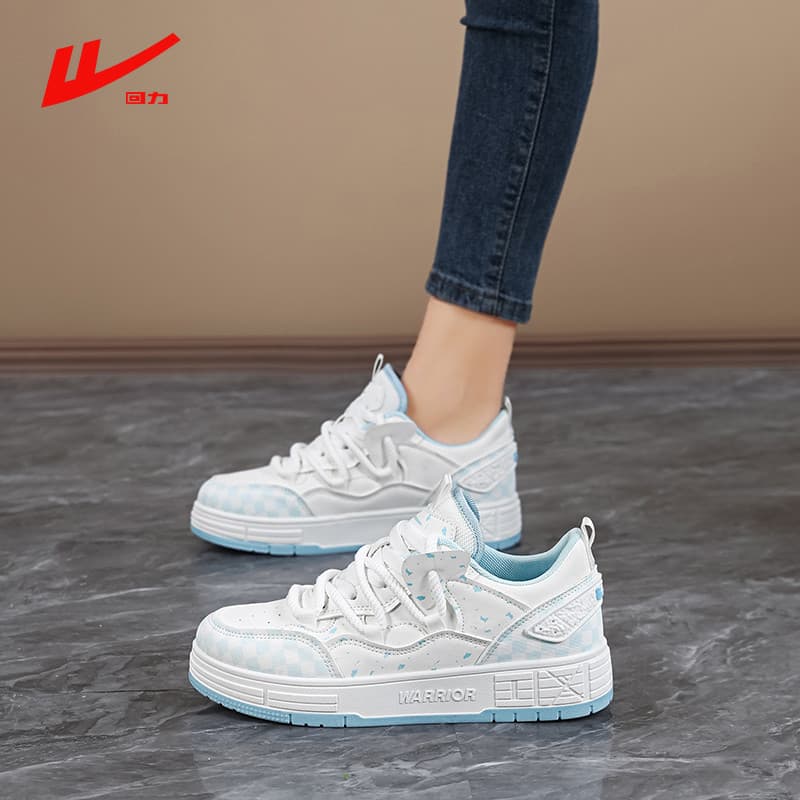 Puxar para trás sapatos femininos genuínos 2026 primavera novo estilo casal esportes sapatos casuais estudante juventude