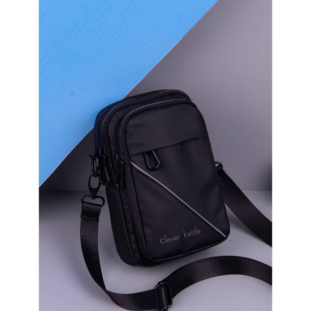 Bolsa para celular masculina Cross-body 2025 novo estilo moda bolsa de ombro esportiva masculina mochila Casual à prova