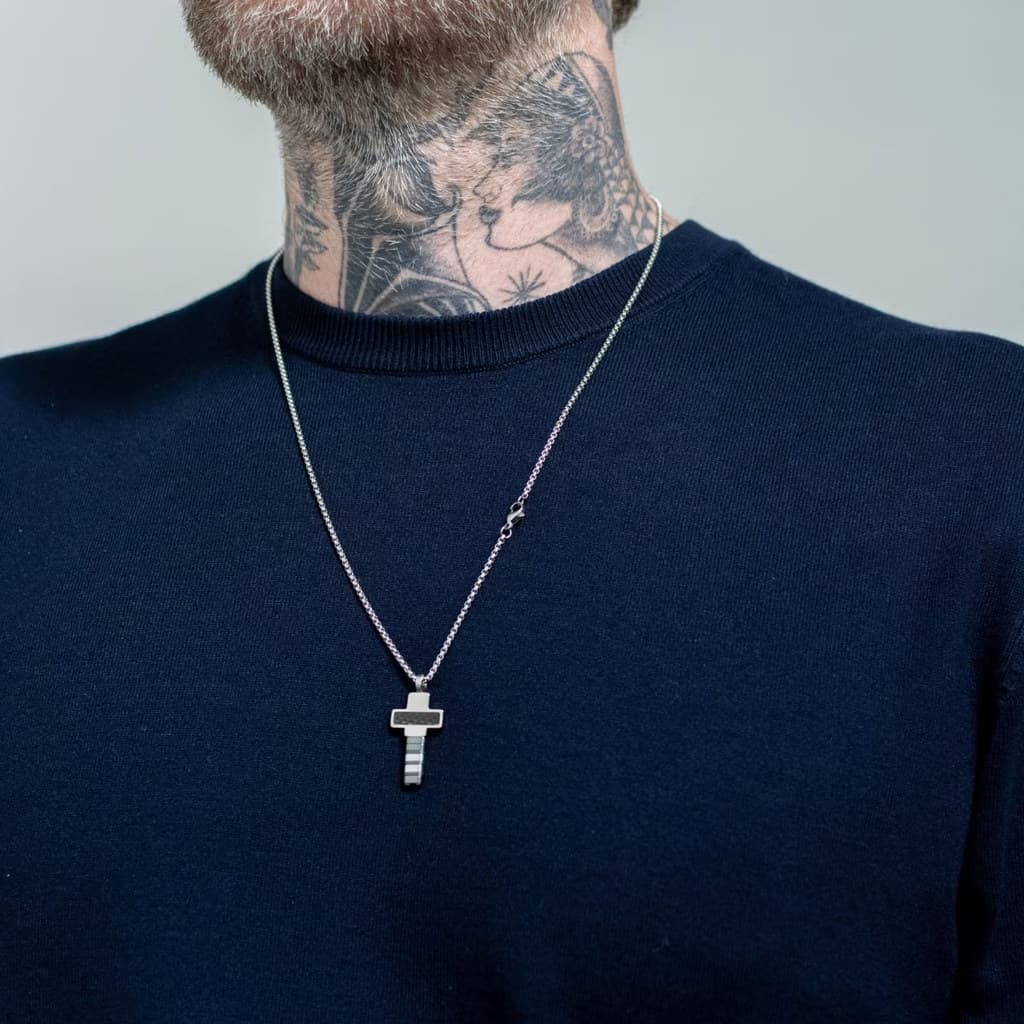 Colar Masculino Celestia Cruz em Aço Inox Prateado