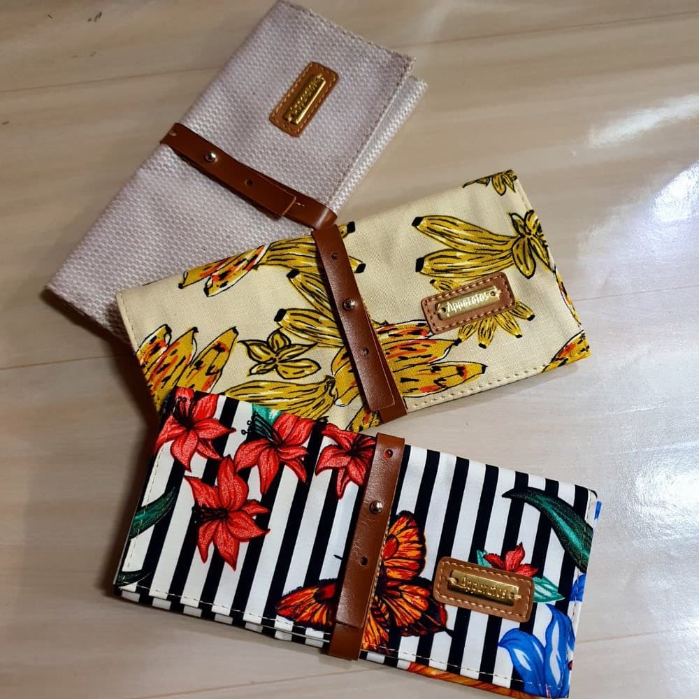 Porta Maquiagem Pinceis Lápis Necessaire Enroladinha